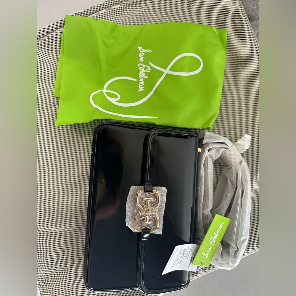 Sam Edelman Womenβs Black Glossy Crossbody NWT (Brand New) - Picture 4 of 8